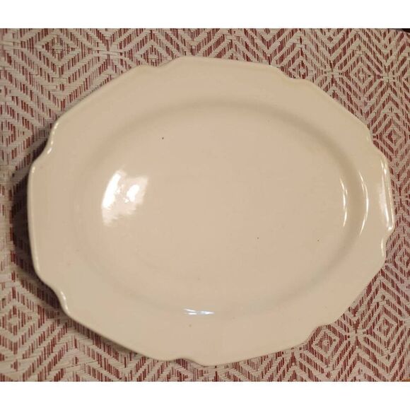 SL Three oval stoneware plates - Picture 1 of 5